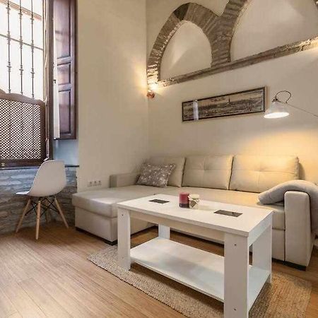 Monkeys Apartments El Arenal Santas Patronas 塞维利亚 外观 照片