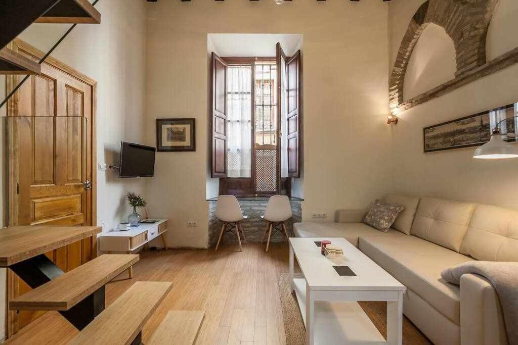 Monkeys Apartments El Arenal Santas Patronas 塞维利亚 外观 照片