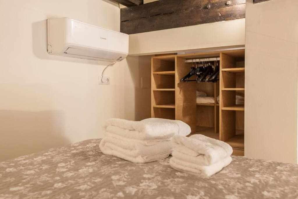 Monkeys Apartments El Arenal Santas Patronas 塞维利亚 外观 照片